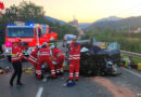 Stmk: Schwangere Frau nach Unfall im Fahrzeugwrack eingeklemmt