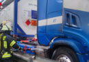 D: Rettungswagenbesatzung bemerkt Feuer an Gefahrgut-Lkw auf der BAB 61 bei Bergheim