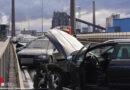 Oö: 14 Fahrzeuge in Unfall auf der Steyregger Brücke in Linz verwickelt