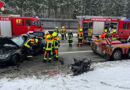 D: Pkw schleudert auf der Hansalinie A1 seitlich gegen Lkw → ein Toter (30)