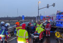 Nö: Pkw-Unfall am Autobahnzubringer in Bad Vöslau → eine eingeschlossene Person