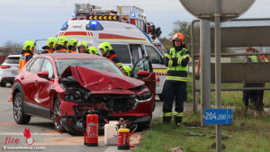 O: Kreuzungscrash bei Auffahrt zur Welser Autobahn in Marchtrenk