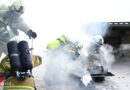 Sbg: Großeinsatz bei Feuer im Zwischenboden einer Garage in St. Johann im Pongau