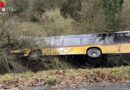 Schweiz: Auto kollidiert mit Postbus → 10 teils schwer Verletzte bei Koblenz