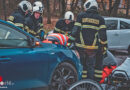 D: Fahrradfahrer in Rostock unter Auto eingeklemmt