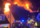 D: Offener Dachstuhlbrand an Wohngebäude in Heiligenhaus erfordert mehrstündigen Einsatz