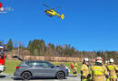 Sbg: Verletzte und Rettungshubschrauber-Einsatz bei Pkw-Unfall mit zwei Fahrzeugen in Thalgau