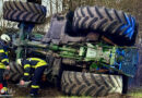D: Traktor bei Ausweichmanöver in Sprockhövel umgekippt
