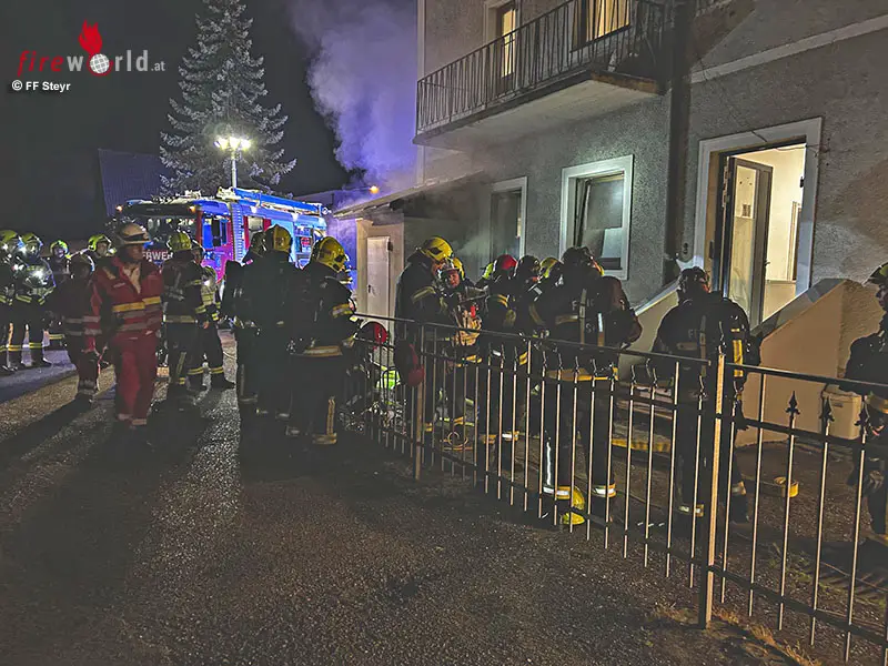 O Kellerbrand In Mehrparteienhaus Im Stadtteil Fischhub In Steyr 