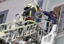 Oö: Aufschlagende Fensterflügel sorgten in Wels für Einsatz von Feuerwehr und Polizei