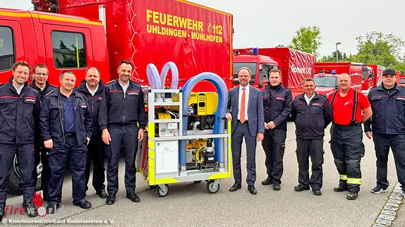 D-Landratsamt-Bodenseekreis-bergibt-9-neue-Hochwasser-Pumpen-mit-Zubeh-r-als-Rollwagen-Set
