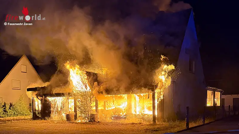 D-Leerstehendes-Wohngeb-ude-in-Zeven-lichterloh-in-Flammen