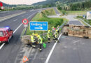Stmk: Klein-Lkw auf der S6 bei Kindberg umgekippt