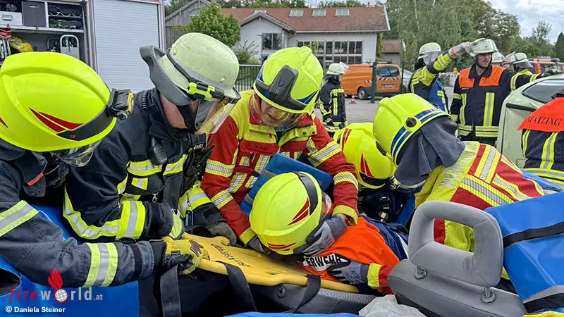 Bayern-16-Einsatzkr-fte-absolvieren-mehrw-chigen-Lehrgang-Technische-Hilfe-Abschluss-in-Chieming