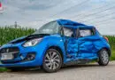 Oö: Eine Tote (63) bei Pkw-Lkw-Kollision beim Abbiegen auf der B 1