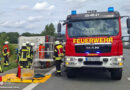 D: Unfall mit Wohnmobil nach Reifenplatzer auf der BAB 1 → eine Person durch Feuerwehr gerettet