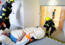 Nö: Palliativ-Patienten im Landesklinikum Amstetten evakuiert: 100 Feuerwehrleute übten Ernstfall mit Evakuierungsmatratzen