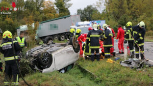 N: Frontalkollision zwischen Lastwagen und Pkw bei Asparn