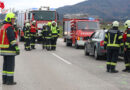 Oö: Einsatzkräfte zu Personenrettung nach Auffahrunfall alarmiert