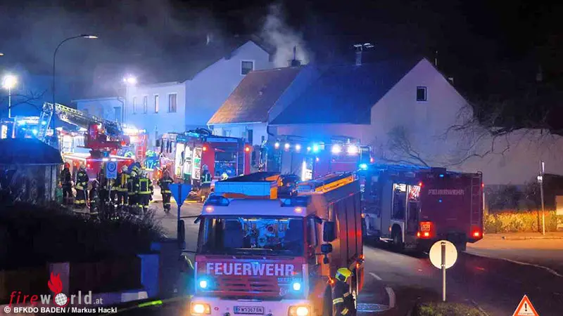 N-Hausfrau-in-Enzesfeld-Lindabrunn-aus-Flammen-gerettet