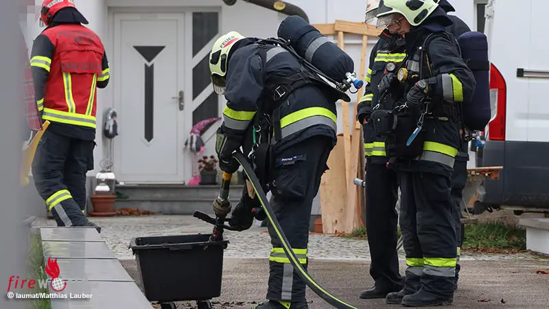 O-Brand-eines-gr-eren-Akkupacks-in-Wels