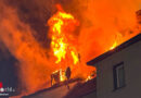 D: Dramatischer Dachstuhlbrand in Bochum-Werne → zwei Personen aus höchster Gefahr gerettet