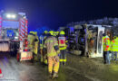 Bayern: Feuerwehr befreit Lkw-Fahrer nach Unfall auf der A3
