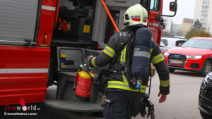 O: Eingelegtes Kraut ? zweimaliger Feuerwehreinsatz wegen Gasgeruch in Hochhaus in Wels