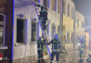 D: Menschenrettung bei Brand in Reihenhaus in Aurich → Hauptwasserleitung löscht Feuer