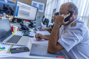 Landes_Strommangel2025_Kollinger-5 Fw-Magazin Brennpunkt 6/2025: Am Erzberg brennt der Tunnel | Kranweiterbildung junior & groß | Kokosfaser-Dämmung als Feuernahrung