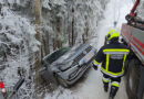 Nö: Pkw-Bergung aus Waldstück bei Randegg