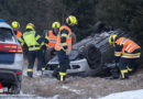 Oö: Pkw-Dachlandung auf B 126 bei Sonnberg im Mühlkreis