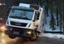 Stmk: Glatteis bringt Lkw ins Rutschen → Bergungseinsatz auf der L131