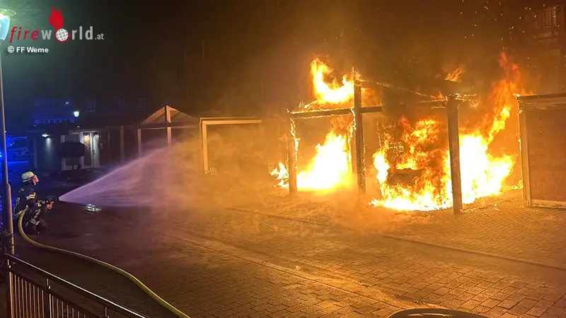 D-Ausgedehnter-Carportbrand-in-Werne