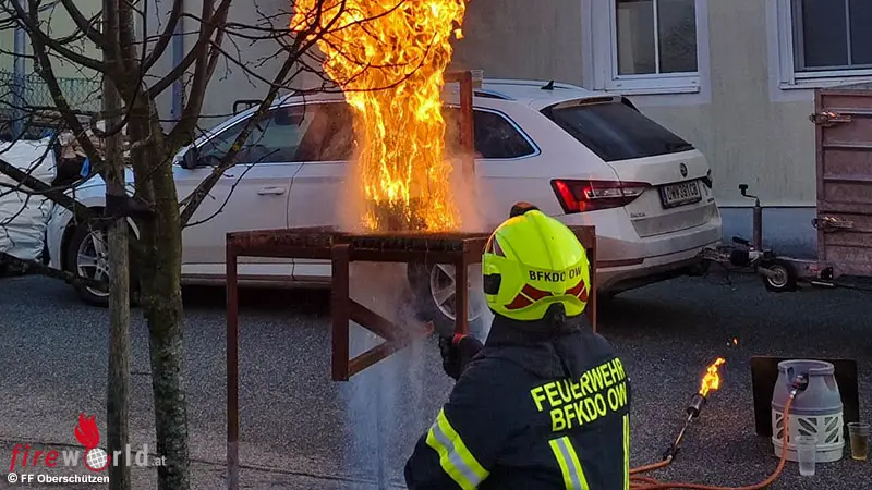 Bgld-Feuerwehrrallye-in-Obersch-tzen-begeistert-mit-Action-Wissen-und-Blaulicht-Erlebnis