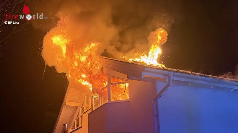 O-Offener-Zimmerbrand-in-Einfamilienhaus-in-Linz