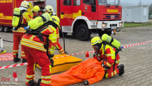 Bayern: 45 Jahre Gefahrgut der FF Waging am See ? 5 Jahre Gefahrgut-Einheit FF Waging