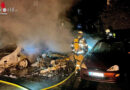 D: Vollbrand zweier Pkw in Essen