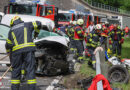 Oö: Eingeklemmter Lenker bei Unfall mit Lastwagen und Pkw auf B 140 bei Grünburg