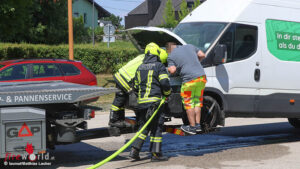 20260713_laumatat_998A0251 Oö: Brennenden Kleintransporter mit Abschleppfahrzeug direkt zur Feuerwehr gebracht