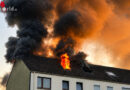 D: Dachgeschossbrand in Mehrfamilienhaus in Lehrte → Feuerwehr rettet zwei Personen