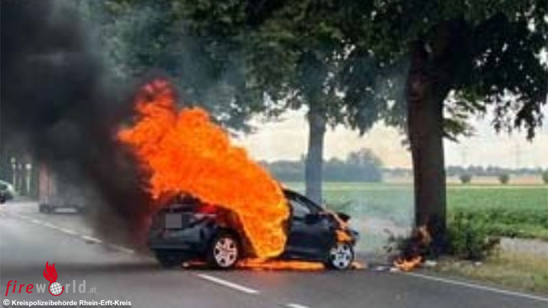 D-Auto-brennt-nach-Kollision-mit-Baum-33-J-hrige-in-Kerpen-schwer-verletzt