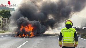 Nö: Pkw-Vollbrand im Stau auf der Westautobahn