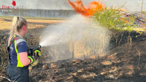 N�: Rund 500 Kr�fte bei Gro�brand auf etwa 100 Hektar in St. Egyden im Einsatz