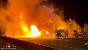 D: Vollbrand eines Linienbusses in Kaiserslautern