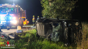 20261009_laumatat_998A1489 Oö: Pkw bei Unfall nahe Aichkirchen durch drei Gemeindegebiete geschleudert