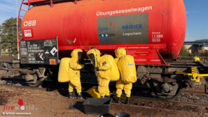 Bgld: Erfolgreiche Gefahrgut-�bung der Feuerwehren Jennersdorf und Rudersdorf-Ort in Fehring