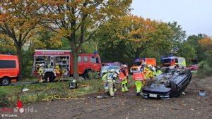 D: Auto schleudert bei Lehrte �ber Gegenfahrbahn auf Acker