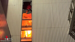 Helmstedt_klaeranlage1 D: Feuer in Klärschlammverbrennungsanlage: Einsatzkräfte bekämpfen Brand auf mehreren Ebenen