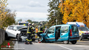 O�: 17-j�hriger Pkw-Lenker kollidiert auf B 3 in Saxen mit Gegenverkehr